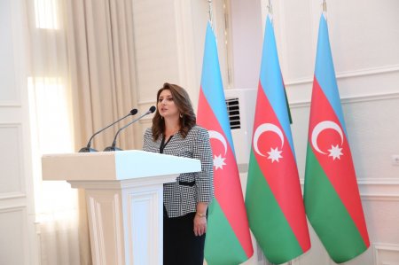 Sentyabrın 8-də Gəncə - Daşkəsən Regional Təhsil İdarəsi  üzrə təhsil işçilərinin sentyabr konfransı keçirilib.