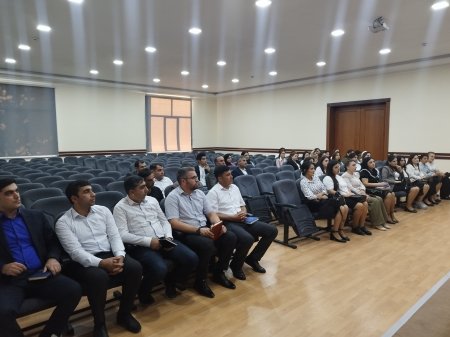 Peşə təmayüllü siniflərdə tədris aparan müəllimlərlə görüş keçirilib