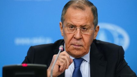 Lavrov sülhməramlılardan yazdı: Bakı və İrəvan bu məsələni öz aralarında həll edib