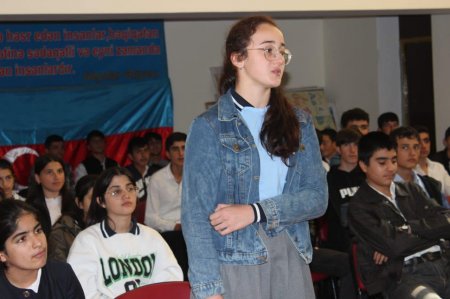 Şanlı Zəfər Tariximizə həsr olunan maarifləndirici görüş keçirildi