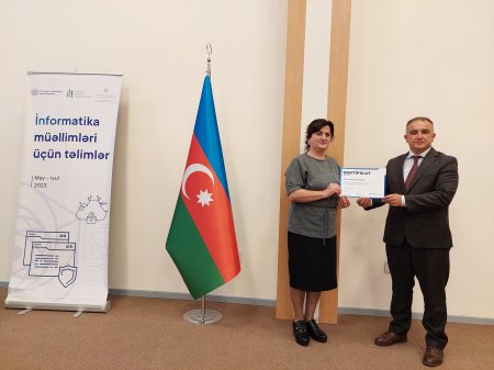 Şamaxı şəhər 2 nömrəli tam orta məktəbdə 