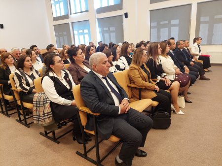 Şamaxı şəhər 2 nömrəli tam orta məktəbdə "İnformatika müəllimləri üçün təlimlər” layihəsinin bağlanış tədbiri keçirilib