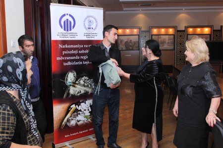 "Azərbaycan Qadınları Respublika Cəmiyyəti"İ.B. QHT-lərə Dövlət Dəstəyi Agentliyinin maddi dəstəyi ilə “Narkomaniya, onun psixoloji səbəbləri mövzusunda regionlarda tədbirlərin təşkili” layihəsi