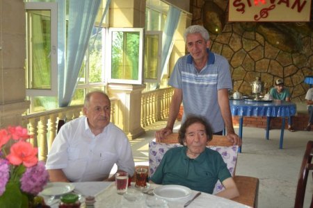 MUSA YAQUB MƏKTƏBİNİN LƏYAQƏTLİ DAVAMÇISI MUSA YAQUB MƏKTƏBİNİN LƏYAQƏTLİ DAVAMÇISI