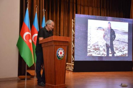 “44 gün – Tarixi Zəfər” adlı kitabın I və II cildinin təqdimatı keçirilib