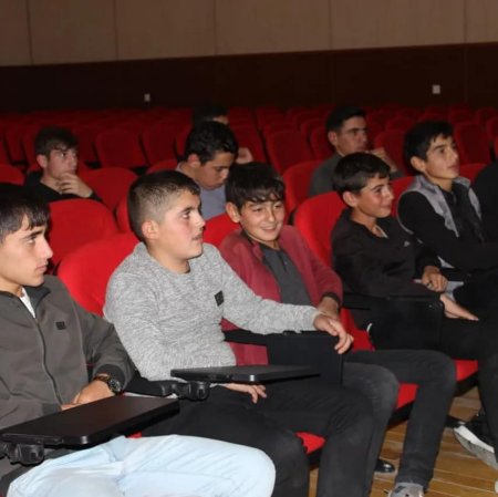 “Zəfərimizin qazanılmasında gənclərin rolu” mövzusunda seminar keçirilib