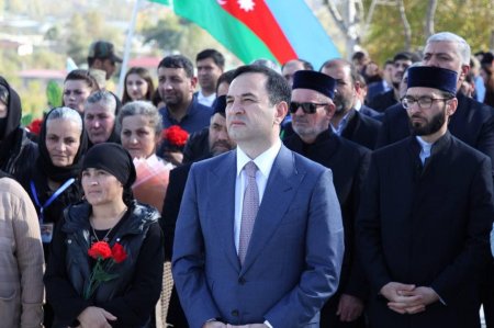 İsmayıllı Şəhidlər Xiyabanının yenidənqurmadan sonra açılış mərasimi keçirilib