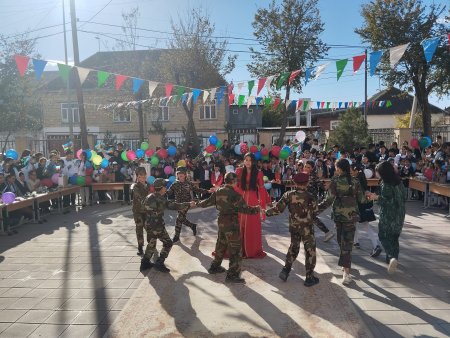 Mərkəzi Aran bölgəsinin ümumi təhsil müəssisələrində Zəfər Günü qeyd olunub