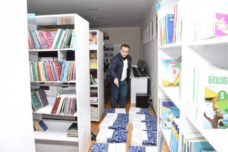 Dövlət-özəl tərəfdaşlığı çərçivəsində Xaldan kənd kompleks tam orta məktəbinə kitablar ianə edilib