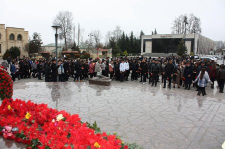 12 Dekabr -Ümummilli Lider Heydər Əliyevin anım günüdür