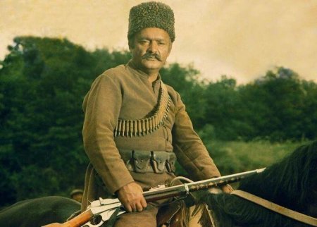 Azərbaycan kinosunun həm bəyi, həm də qaçağı: Onun dəfnində nə baş vermişdi?
