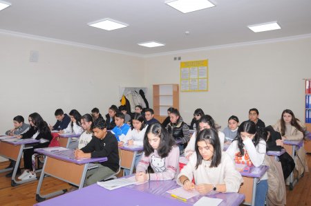 Fənn olimpiadalarının yarımfinal turu keçirilib