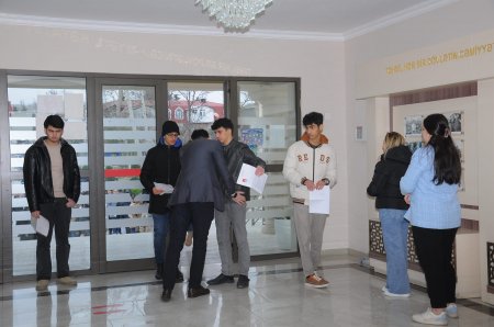 Fənn olimpiadalarının yarımfinal turu keçirilib