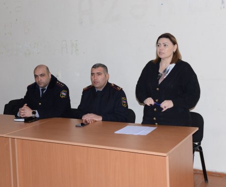 Ümumtəhsil müəssisələrində şagirdlərin təhlükəsizliyinə həsr edilən pedaqoji şuraların keçirilməsi davam edir