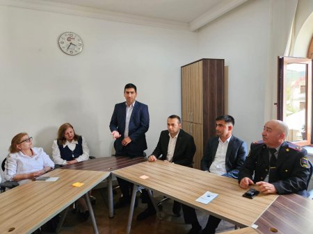 "Korrupsiyadan azad mühit və şəffaflıq" mövzusunda maarifləndirici seminar keçirilib