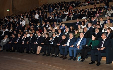 Bakıda Tacikistan Mədəniyyəti Günlərinin təntənəli açılış mərasimi olub