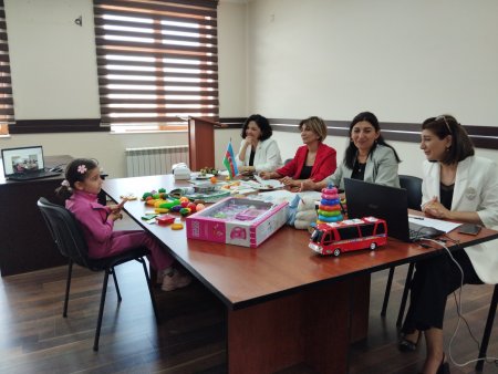 Tədris digər dildə aparılan bölmələr üzrə müsahibələr davam edir