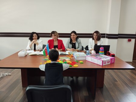 Tədris digər dildə aparılan bölmələr üzrə müsahibələr davam edir