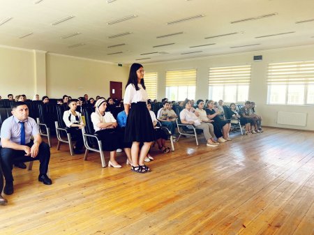 Qarabağ Universitetinə tələbə qəbulu barədə maarifləndirici görüşlər davam etdirilir 