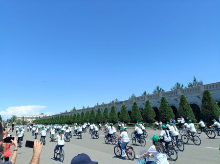 Təhsil işçilərimiz "ECOVELOFEST"-də iştirak ediblər