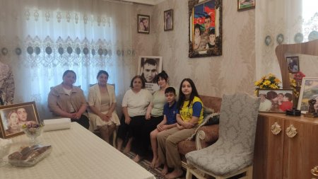 Mingəçevir şəhərində və Yevlax rayonunda Şəhid ailələri ziyarət olunmuş, bayram sovqatı təqdim edilmişdir