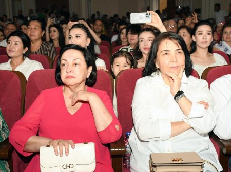 Özbəkistanda mədəniyyət günləri "Mənim Azərbaycanım" adlı möhtəşəm konsertlə başa çatıb