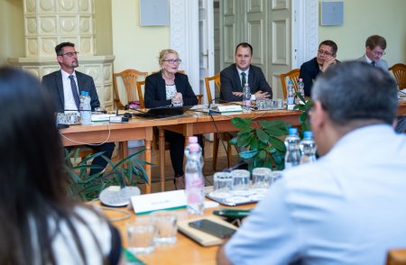 Azərbaycan nümayəndə heyəti Macarıstanın aqrar sahədə fəaliyyət göstərən təhsil müəssisələri və şirkətlərin fəaliyyəti ilə tanış olub