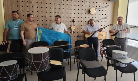 Qazaxıstanda fəaliyyət göstərən Azərbaycan diasporu nümayəndələri Füzuli və Şuşada səfərdə olublar