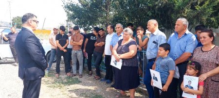 Novruz Aslan Eyyubbəyli kəndində seçicilərlə görüşüb