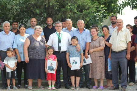 Novruz Aslan Eyyubbəyli kəndində seçicilərlə görüşüb