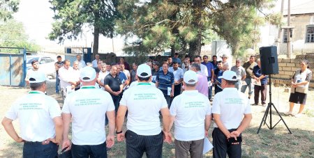 Novruz Aslan Soltankənd kəndində seçicilərlə görüşüb
