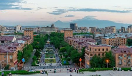 Seysmoloqdan xəbərdarlıq: İrəvan yerlə-yeksan olacaq
