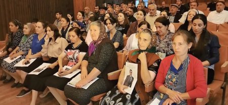 Novruz Aslan Diyallı kəndinin seçiciləri ilə görüşüb
