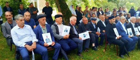 Novruz Aslan Talıstan kəndinin seçiciləri ilə görüşüb