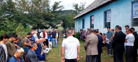 Novruz Aslan Qurbanəfəndi kəndinin seçiciləri ilə görüşüb