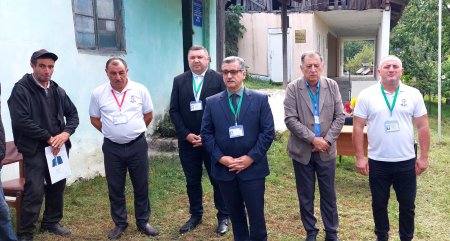Novruz Aslan Qurbanəfəndi kəndinin seçiciləri ilə görüşüb