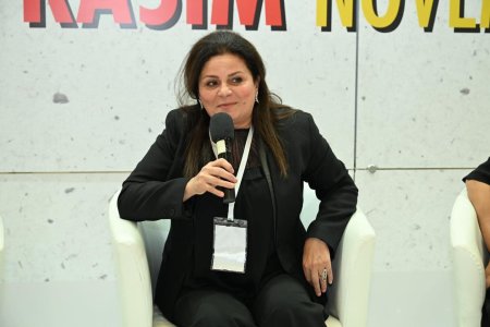 İstanbul sərgisində Azərbaycan yazarlarının iştirakı ilə ədəbi müzakirələr və imza mərasimi keçirilib