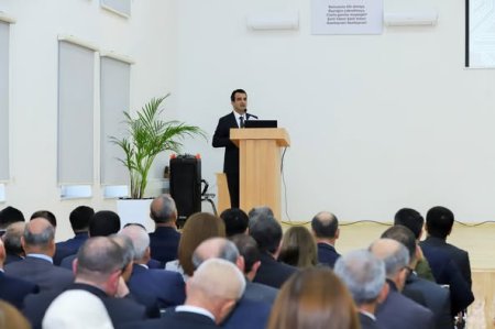 Mərkəzi Aran Regional Təhsil İdarəsinin müdiri vəzifəsini icra edən, müdir müavini  Cavad Cavadov təhsil müəssisələrinin rəhbərləri ilə görüşüb