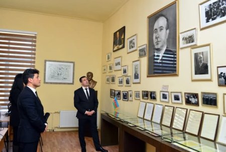 Qazax-Tovuz Regional Təhsil İdarəsinin müdiri səlahiyyətlərini icra edən, müdir müavini Anar Məcidov Gədəbəy şəhəri İslam Əliyev adına 3 nömrəli fizika, riyaziyyat və informatika təmayüllü liseydə olub 