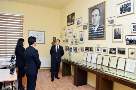 Qazax-Tovuz Regional Təhsil İdarəsinin müdiri səlahiyyətlərini icra edən, müdir müavini Anar Məcidov Gədəbəy şəhəri İslam Əliyev adına 3 nömrəli fizika, riyaziyyat və informatika təmayüllü liseydə olub 