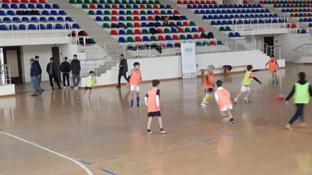 Ümummilli Lider Heydər Əliyevin xatirəsinə həsr olunmuş yeniyetmələr arasında mini-futbol üzrə rayon turniri keçirilib