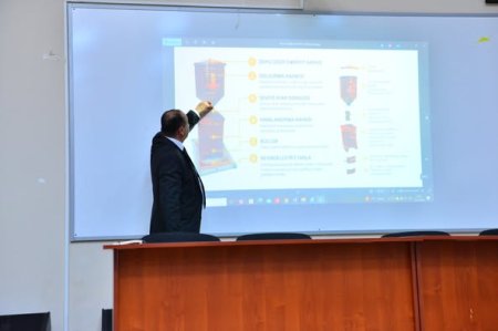Qazax-Tovuz Regional Təhsil İdarəsinin tabeliyində fəaliyyət göstərən təhsil müəssisələrinin istiliklə təmin edilməsi və təhlükəsizlik qaydalarına riayət olunması barədə növbəti maarifləndirmə tədbirlərinin keçirilməsinə start verilib Qazax-Tovuz Regional Təhsil İdarəsinin tabeliyində fəaliyyət göstərən təhsil müəssisələrinin istiliklə təmin edilməsi və təhlükəsizlik qaydalarına riayət olunması barədə növbəti maarifləndirmə tədbirlərinin keçirilməsinə start verilib