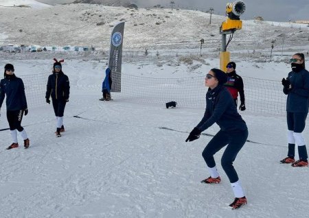 Azərbaycanda ilk dəfə: qar voleybolu üzrə ölkə çempionatı keçiriləcək