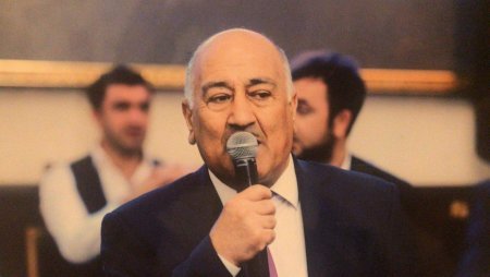 ÜRƏK ADAMI - FOTOLAR