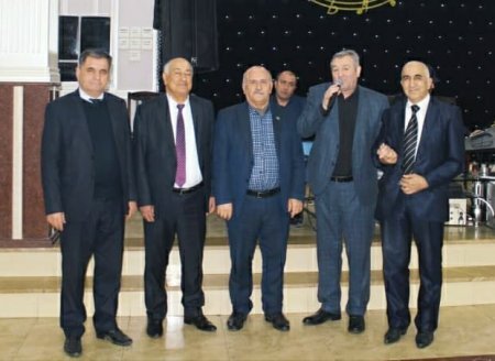 ZƏNGİN TALEYİN İŞIĞINDA - FOTOLAR ZƏNGİN TALEYİN İŞIĞINDA - FOTOLAR
