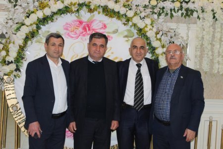 ZƏNGİN TALEYİN İŞIĞINDA - FOTOLAR ZƏNGİN TALEYİN İŞIĞINDA - FOTOLAR