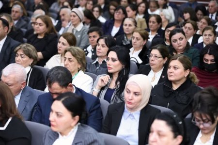 Ümumi təhsil müəssisələrinin rəhbərləri ilə geniş tərkibdə görüş keçirilib