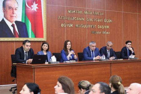 Ümumi təhsil müəssisələrinin rəhbərləri ilə geniş tərkibdə görüş keçirilib