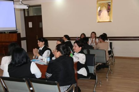 Gəncə-Daşkəsən Regional Təhsil İdarəsi tərəfindən idarənin tabeliyində fəaliyyət göstərən ümumi təhsil müəssisələrinin rəhbərlərinin iştirakı ilə görüş keçirilib