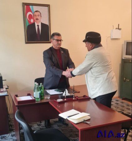 Deputat Novruzəli Aslanov növbəti dəfə seçicilərlə görüşüb -Fotolar